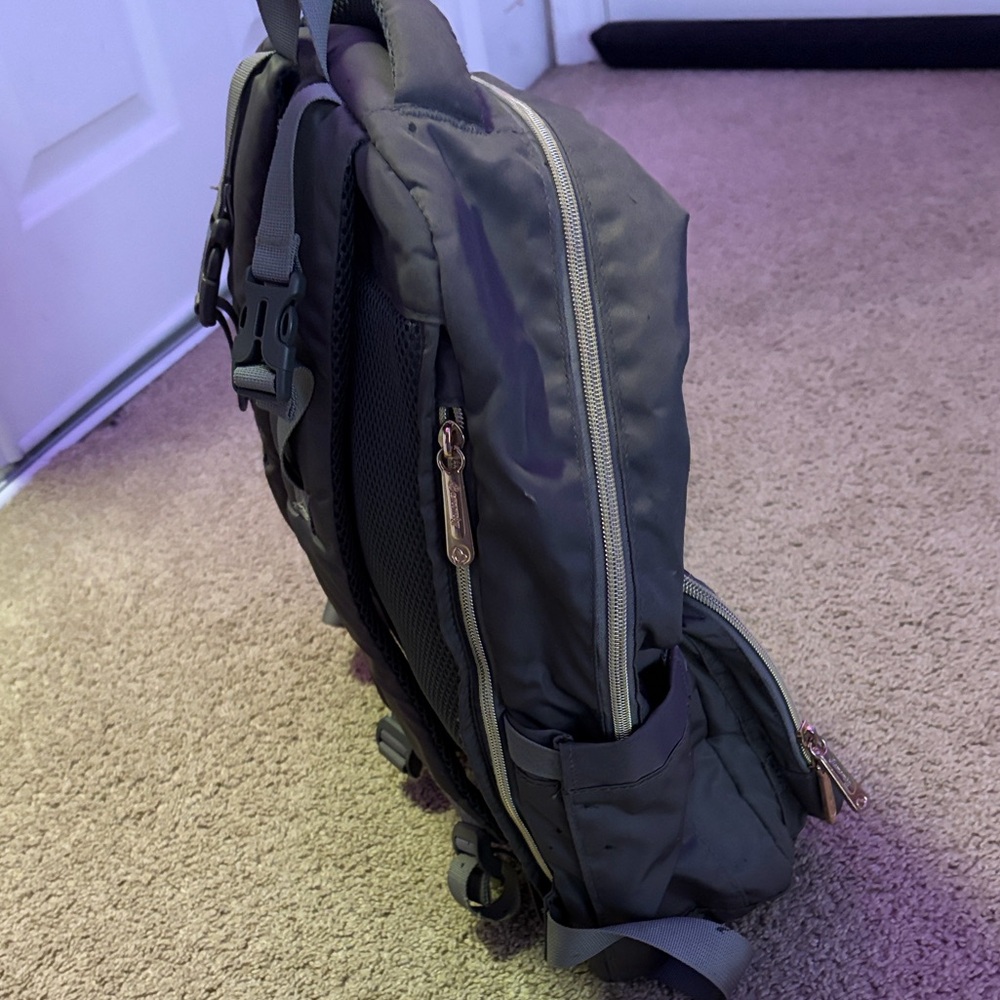 Stylish Grey Backpack - Picture 3 of 9